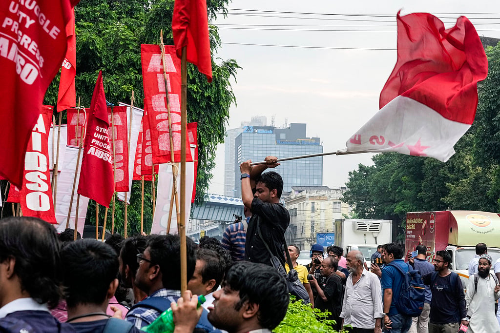 | Photo: AP : Bangladesh Ends Nationwide Internet Shutdown As Students Call Off Quota Reform Protests